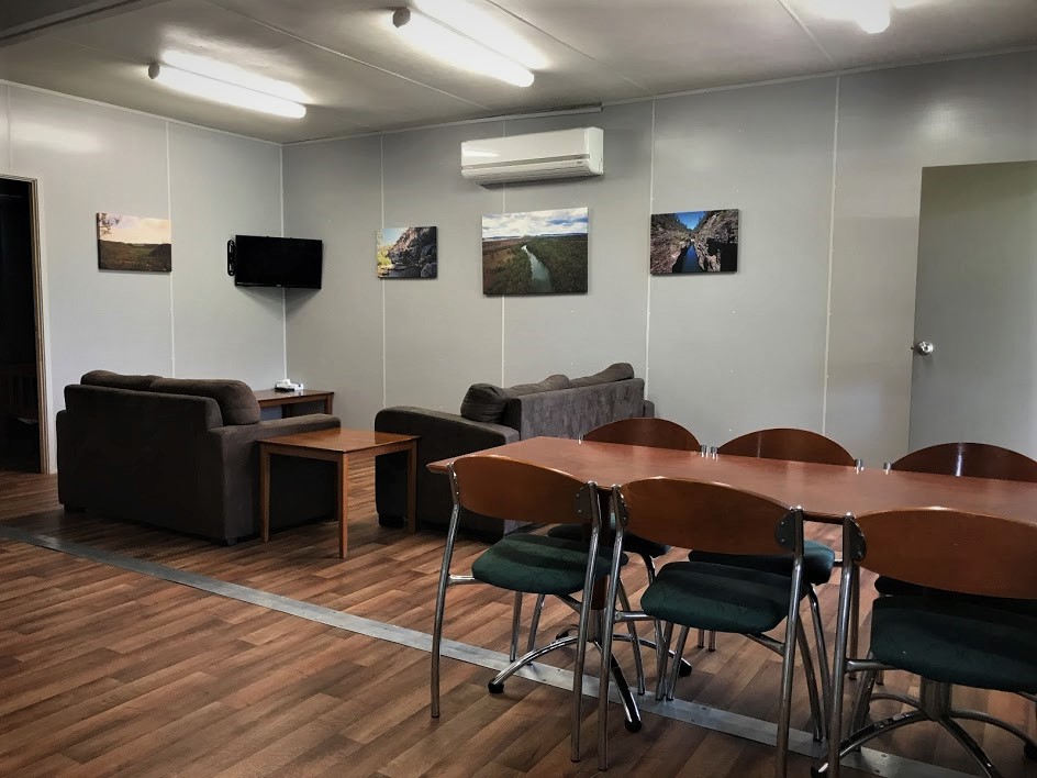 Camping Callide Dam, Cabins, Powered, Self Contained Sites ...